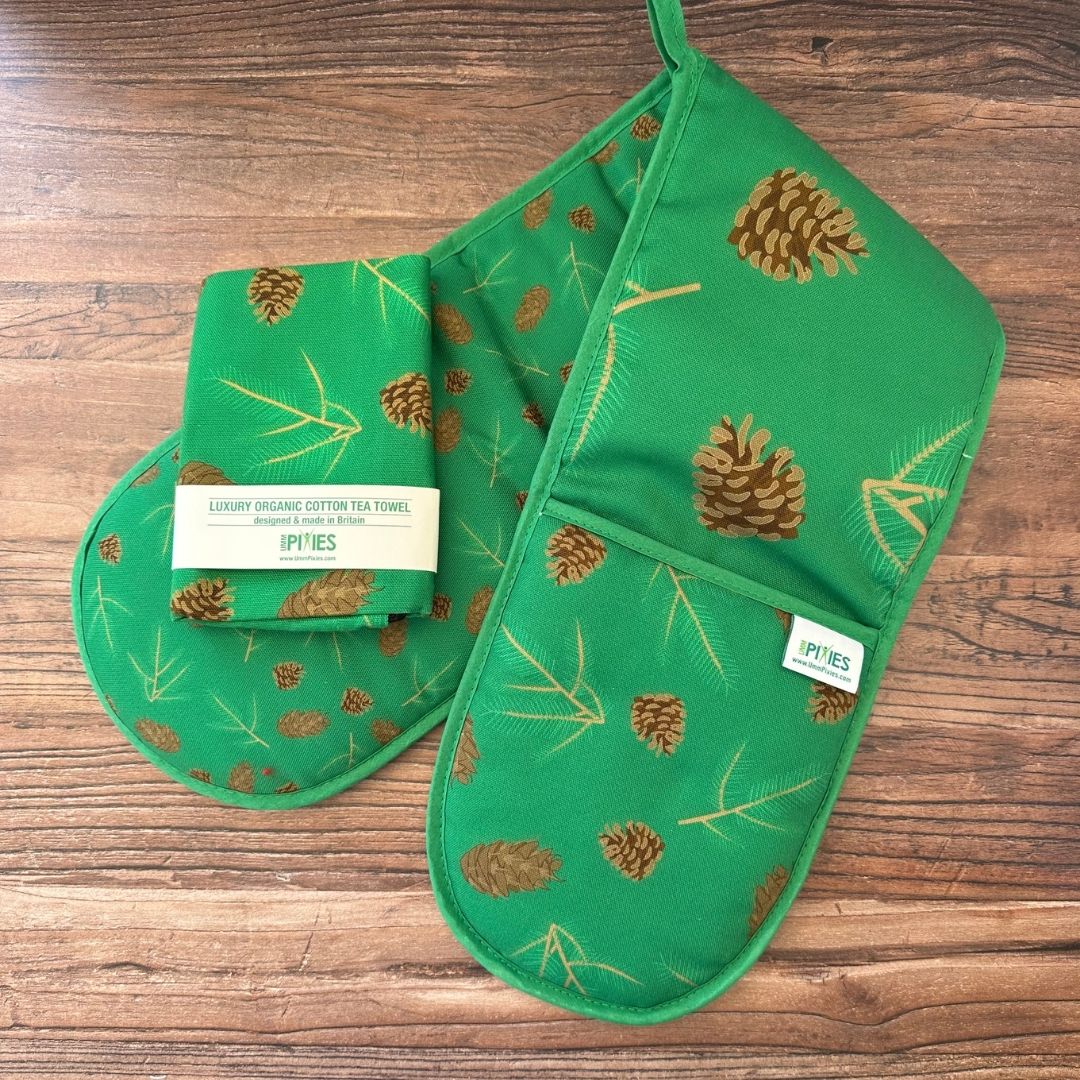 Kitchen Set: Conifers