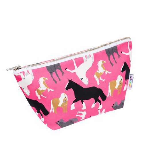 Pouch with horse pattern on a pink background