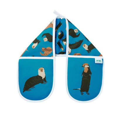 Oven mitt and pot holder set with otter design on a blue background