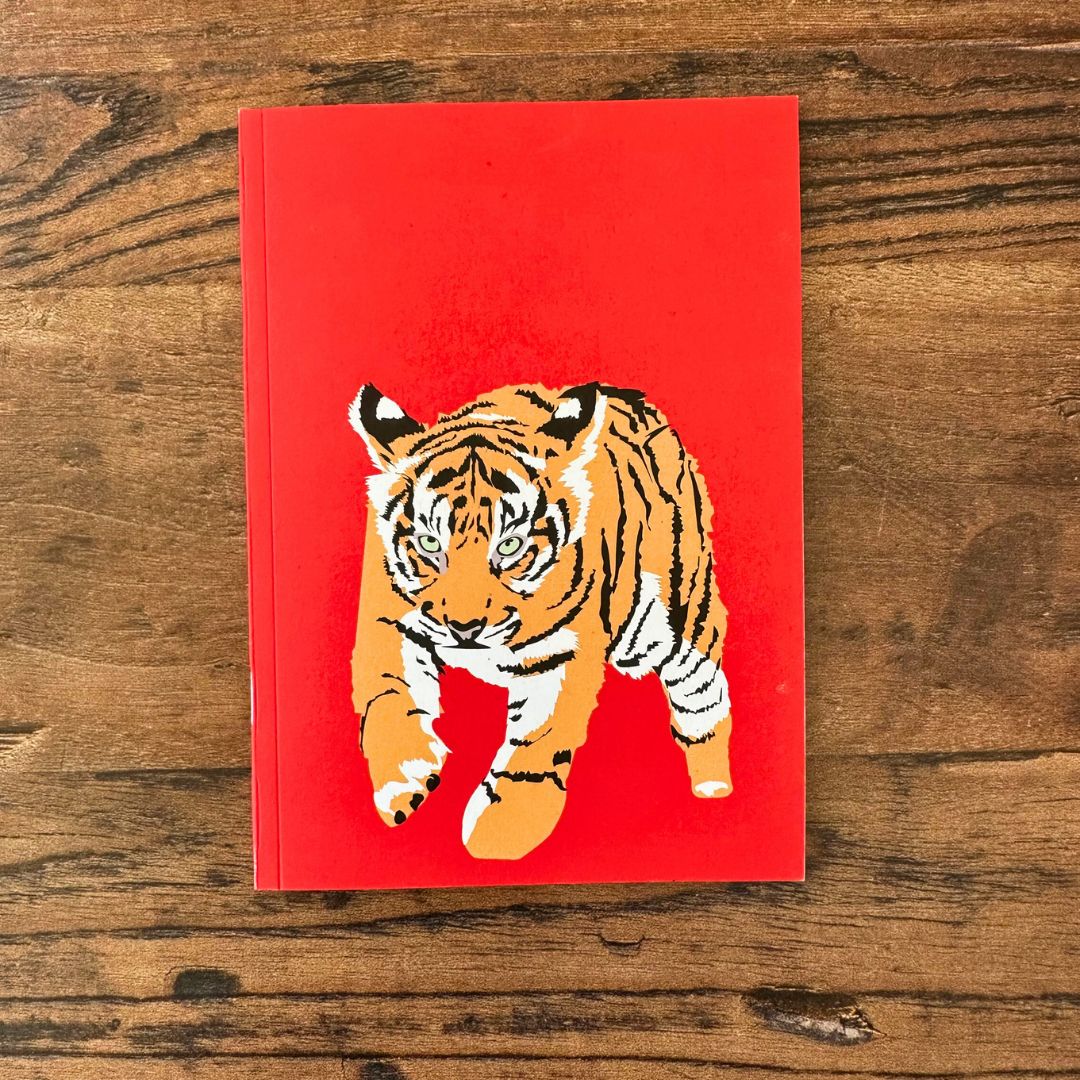 front cover of tiger design pocket notebook 